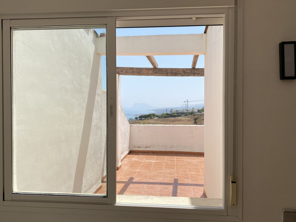 b0d132faca13483f72788cfe5ef4a7fa - 31