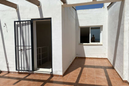 b0d132faca13483f72788cfe5ef4a7fa - 32