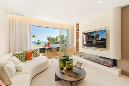 b0f5dadb978e8724b5c62f86895e0f12 - 12