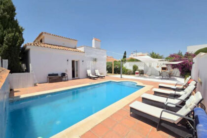 b1368cfdf4dbf9bedb9ed0d088d9f5b0 - 1