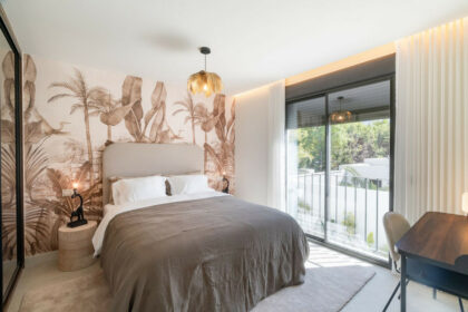 b338cf75d68040cf5b1fac52cea77737 - 17