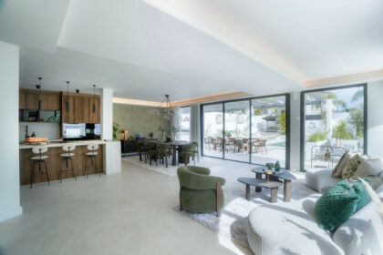 b338cf75d68040cf5b1fac52cea77737 - 3