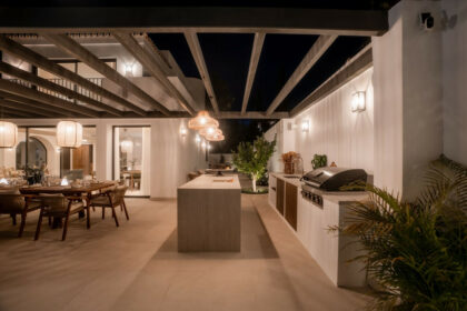 b338cf75d68040cf5b1fac52cea77737 - 44