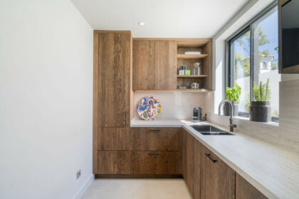 b338cf75d68040cf5b1fac52cea77737 - 8