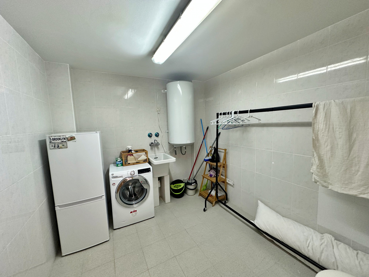 b3515b223c6749aaec4969ef2b7bc672 - 19