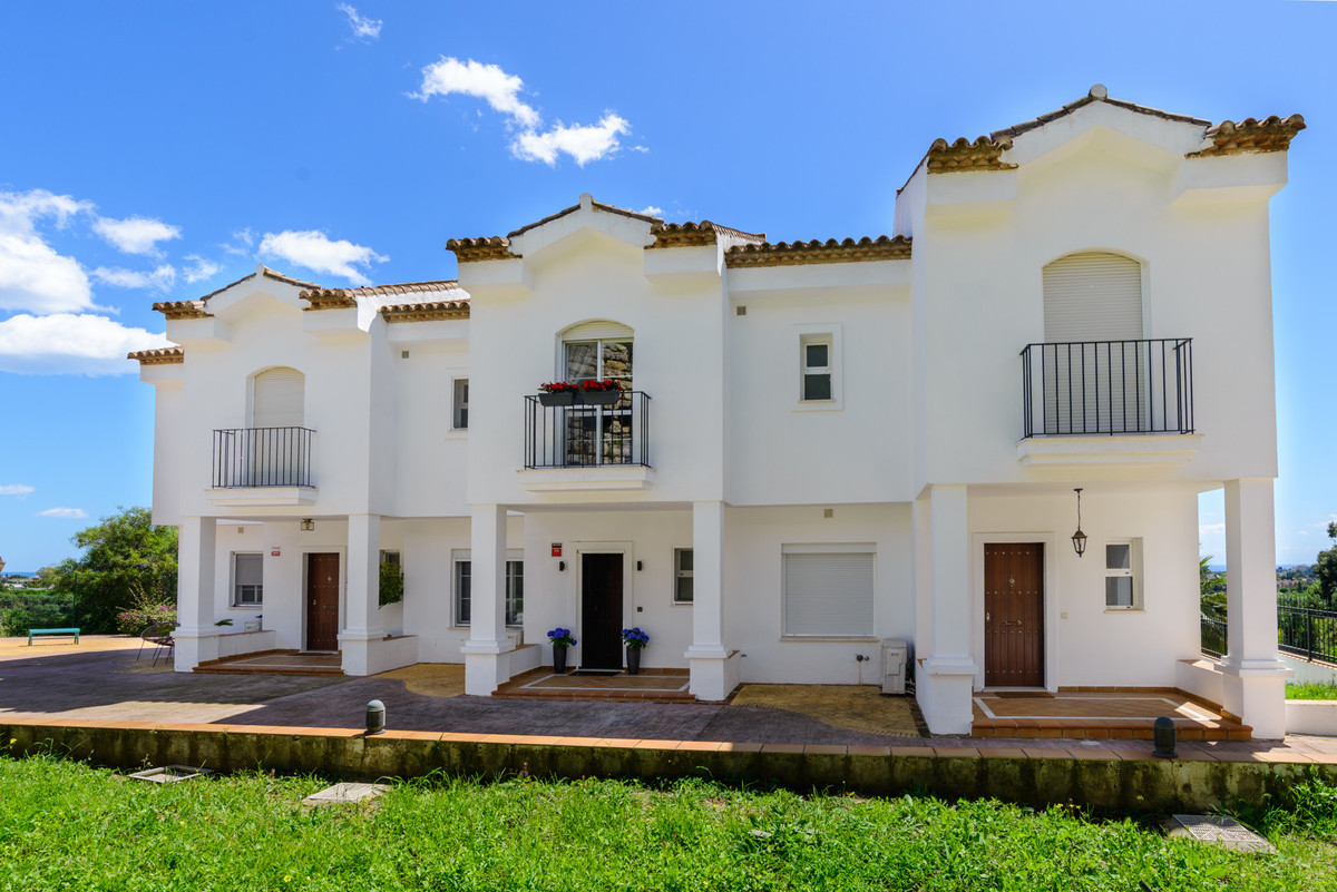 b3515b223c6749aaec4969ef2b7bc672 - 2