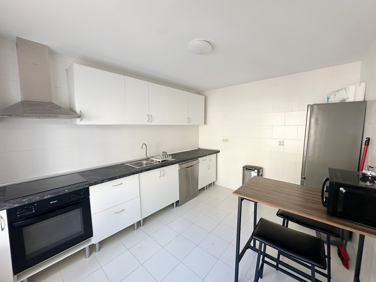 b3515b223c6749aaec4969ef2b7bc672 - 20