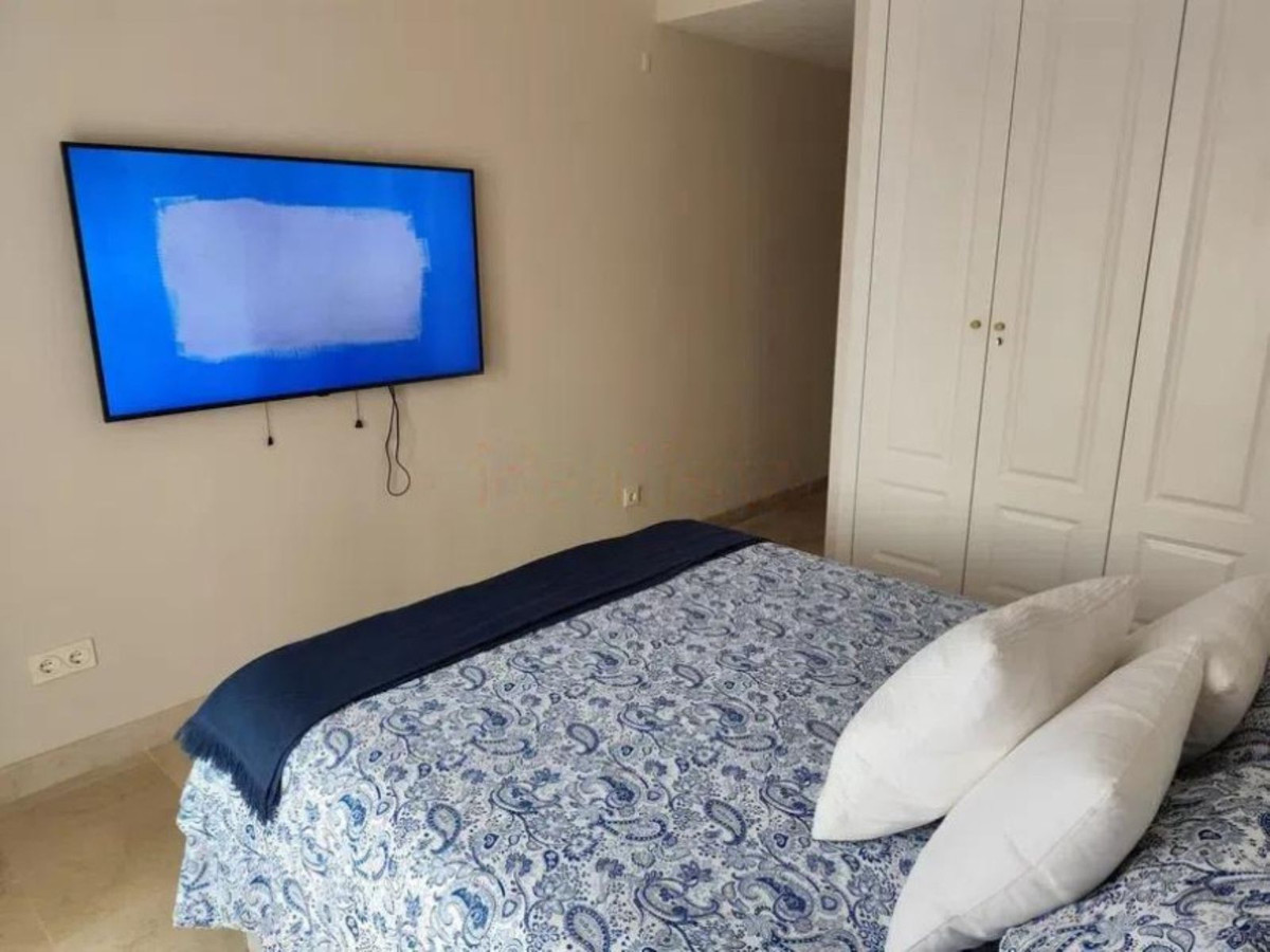 b3de6fae0e8fca0c7c8b607c42f66a34 - 16