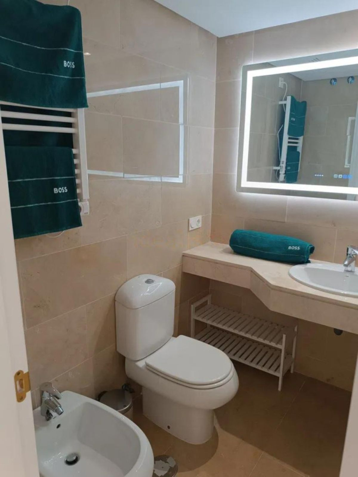 b3de6fae0e8fca0c7c8b607c42f66a34 - 18