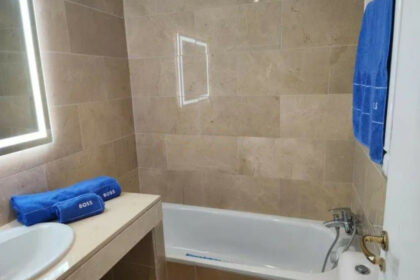 b3de6fae0e8fca0c7c8b607c42f66a34 - 23