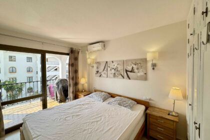 b40add9cb7382cae401859e8b8fed73a - 12