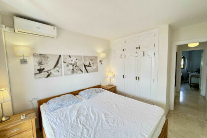 b40add9cb7382cae401859e8b8fed73a - 13