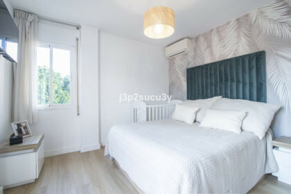 b487e9940578832c2d681ef4588f84f9 - 12