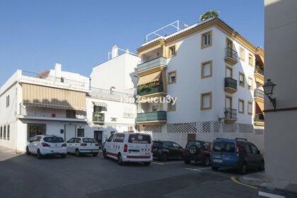 b487e9940578832c2d681ef4588f84f9 - 22