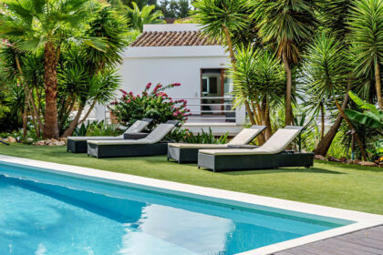 b4c794c9b2fa3acaa19b3dfa1da4d320 - 1