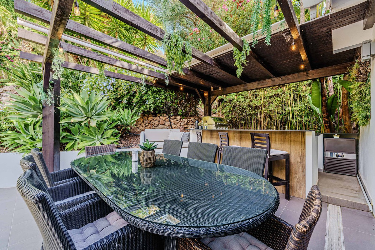 b4c794c9b2fa3acaa19b3dfa1da4d320 - 24