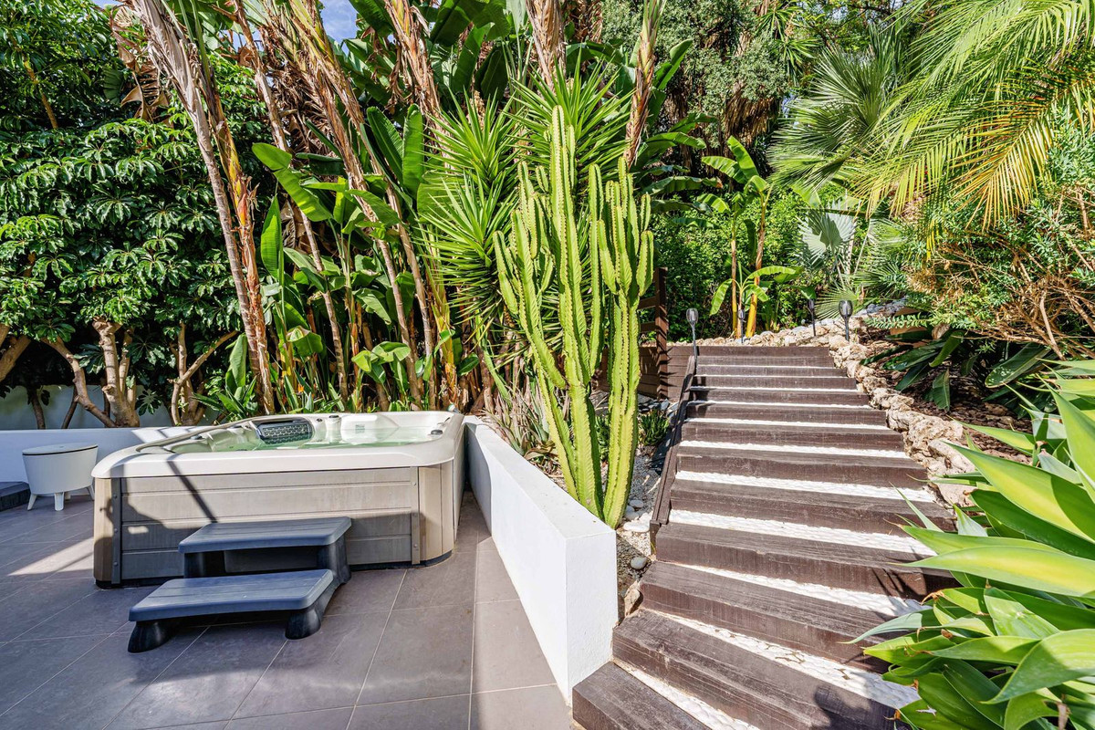 b4c794c9b2fa3acaa19b3dfa1da4d320 - 37