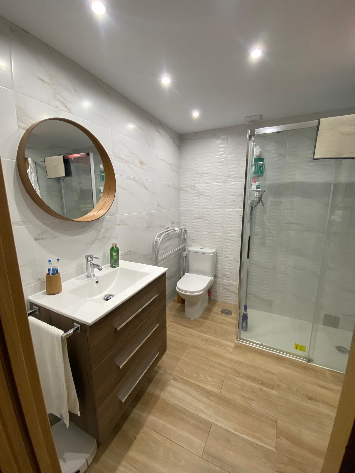 b4eb8100cd354a8d6a48496dd8359053 - 13