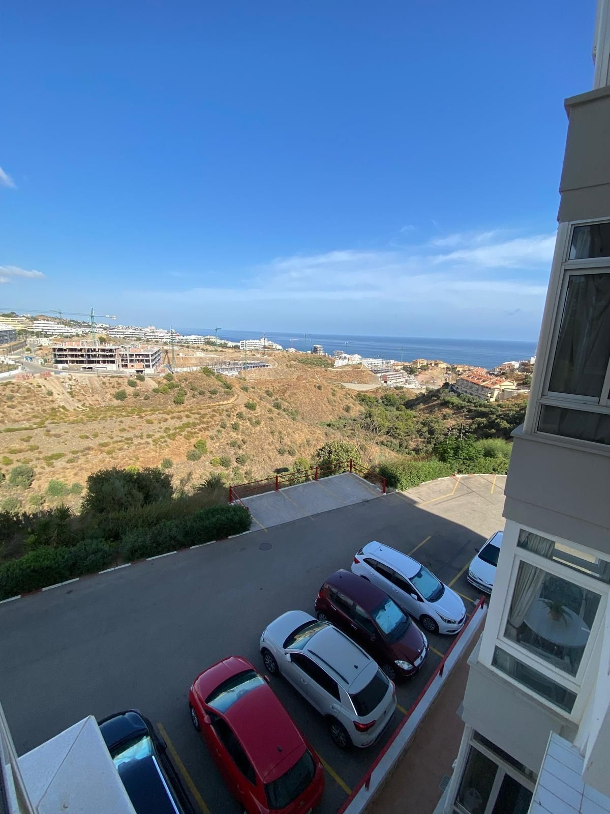 b4eb8100cd354a8d6a48496dd8359053 - 18