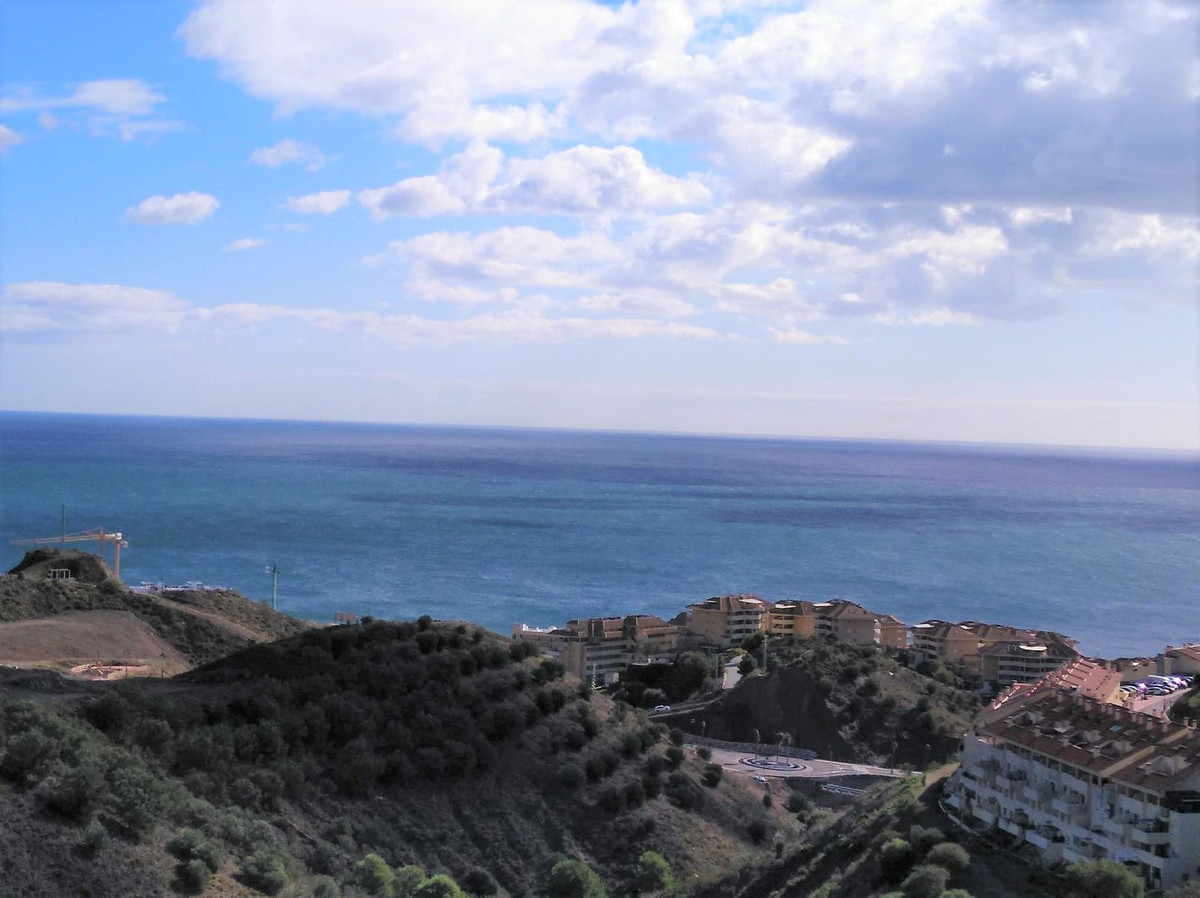 b4eb8100cd354a8d6a48496dd8359053 - 3