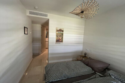 b515bddd2fa0fce5d9e5f703bd64c599 - 16