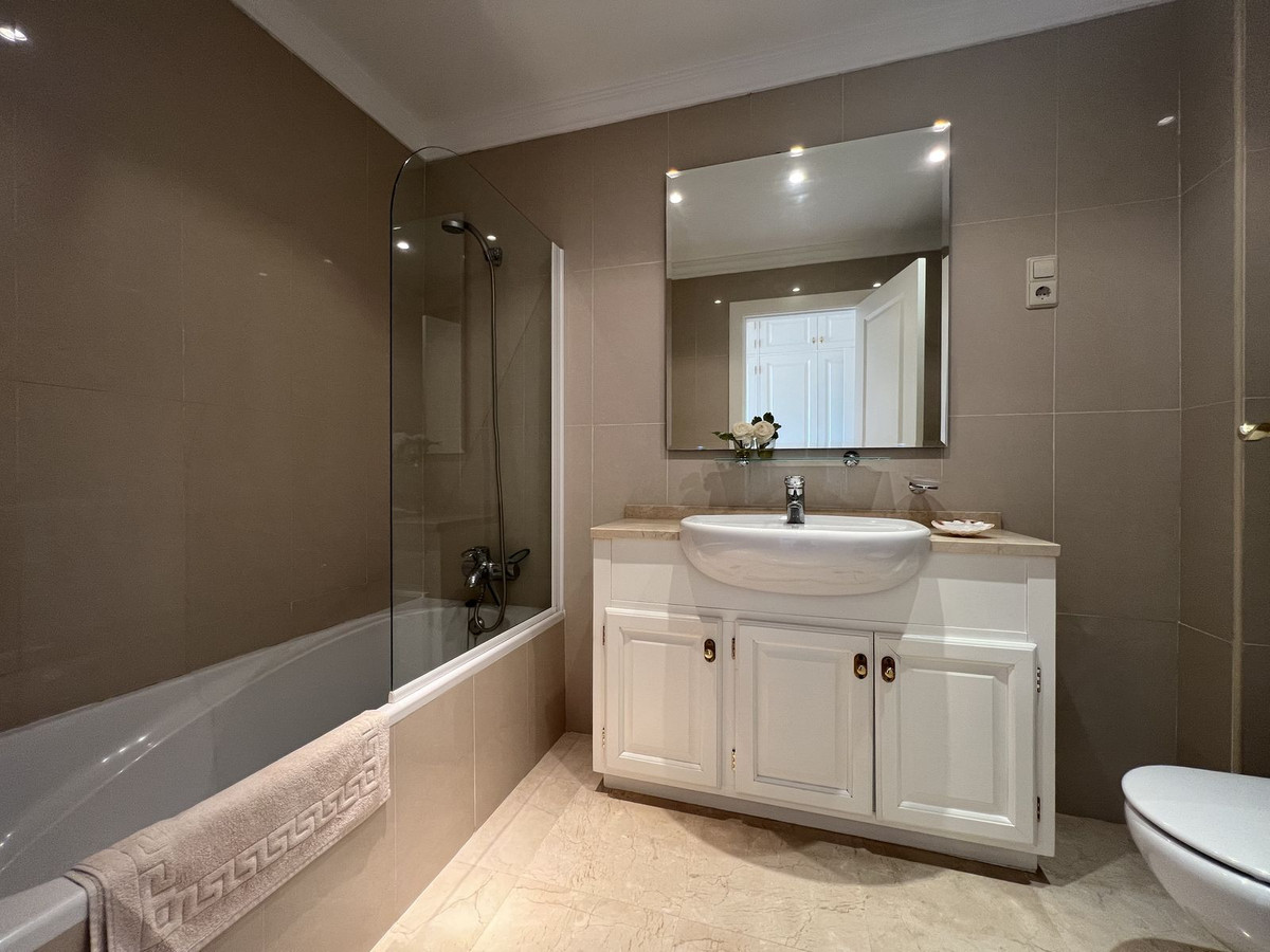 b5ab21c74921b0cc3e59125336095536 - 20