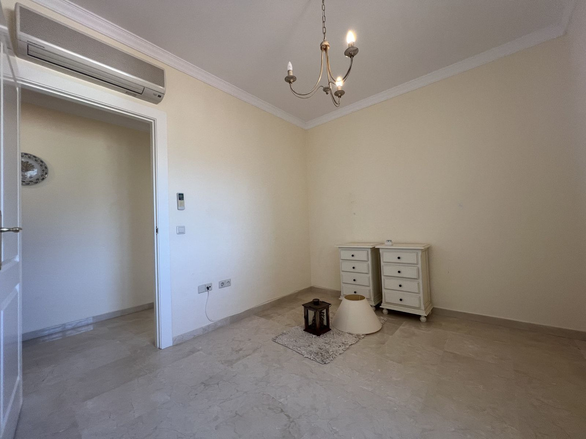 b5ab21c74921b0cc3e59125336095536 - 24