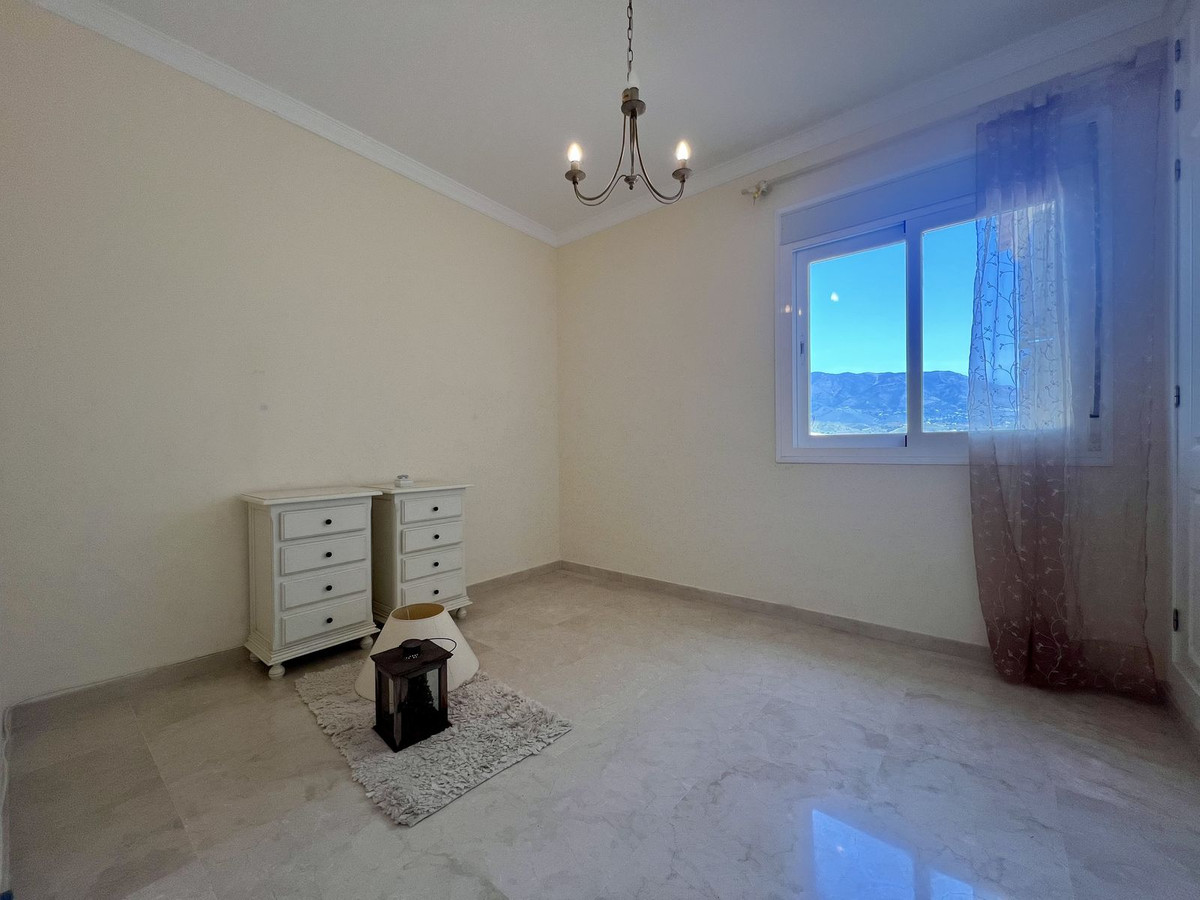 b5ab21c74921b0cc3e59125336095536 - 25