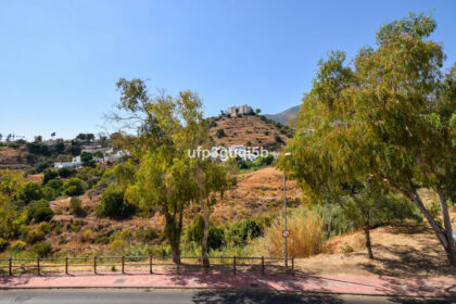 b681f6dff6cee33e109d0023cb5d99f6 - 4