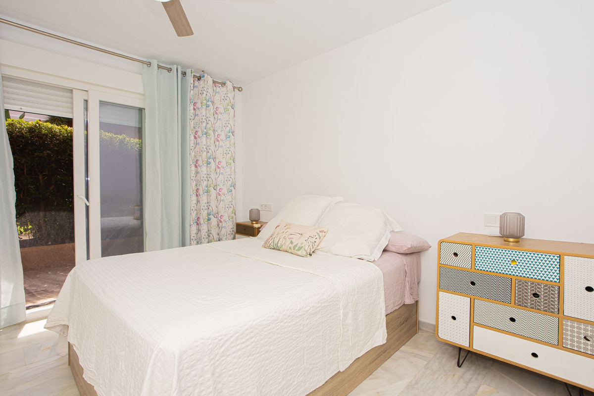 b6a1c37c8c8cfb9f781674ed6669dc32 - 12