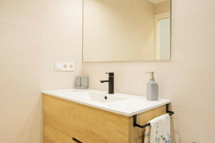 b6a1c37c8c8cfb9f781674ed6669dc32 - 16