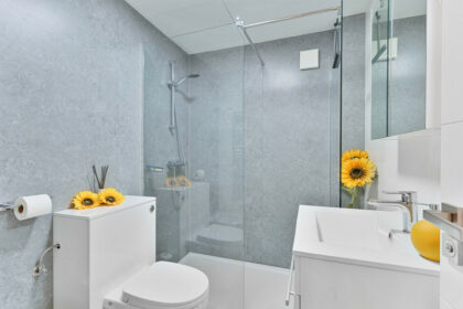 b6c8de7580693854cf5442167a2b33a8 - 11