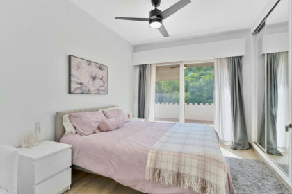 b6c8de7580693854cf5442167a2b33a8 - 19