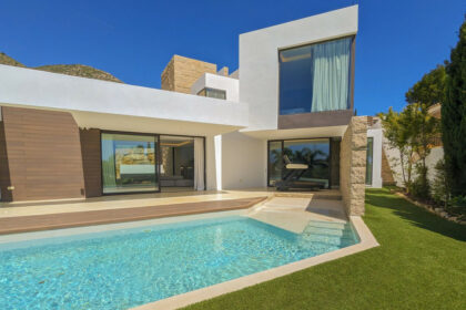 b791f1145380a40bb5a49928ee08fa41 - 1