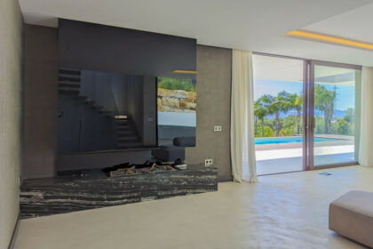 b791f1145380a40bb5a49928ee08fa41 - 32