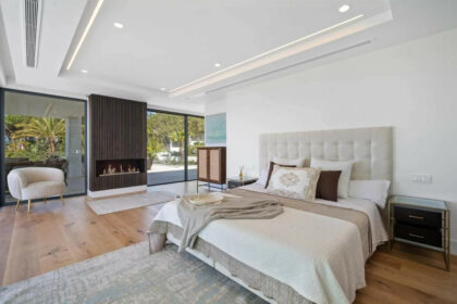 b7a10bb93f456f88be3364086de0700d - 17