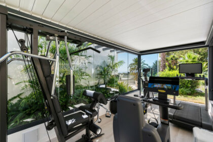 b7a10bb93f456f88be3364086de0700d - 29