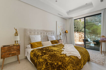 b7a10bb93f456f88be3364086de0700d - 33