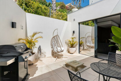 b7a10bb93f456f88be3364086de0700d - 52