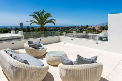 b7a10bb93f456f88be3364086de0700d - 69