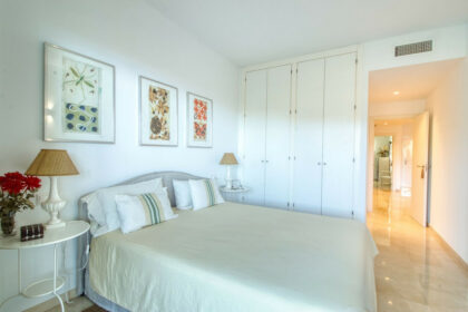 b7ab1771a3f1ae4b1d5185c56ff7c940 - 13