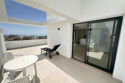 b7d39866e613dfb25e16371bf2d8a77d - 12