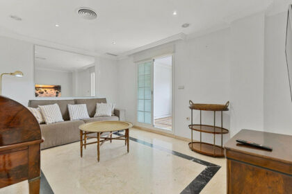 b942047e9fbef55cabdb4b7d1db1e0fa - 35