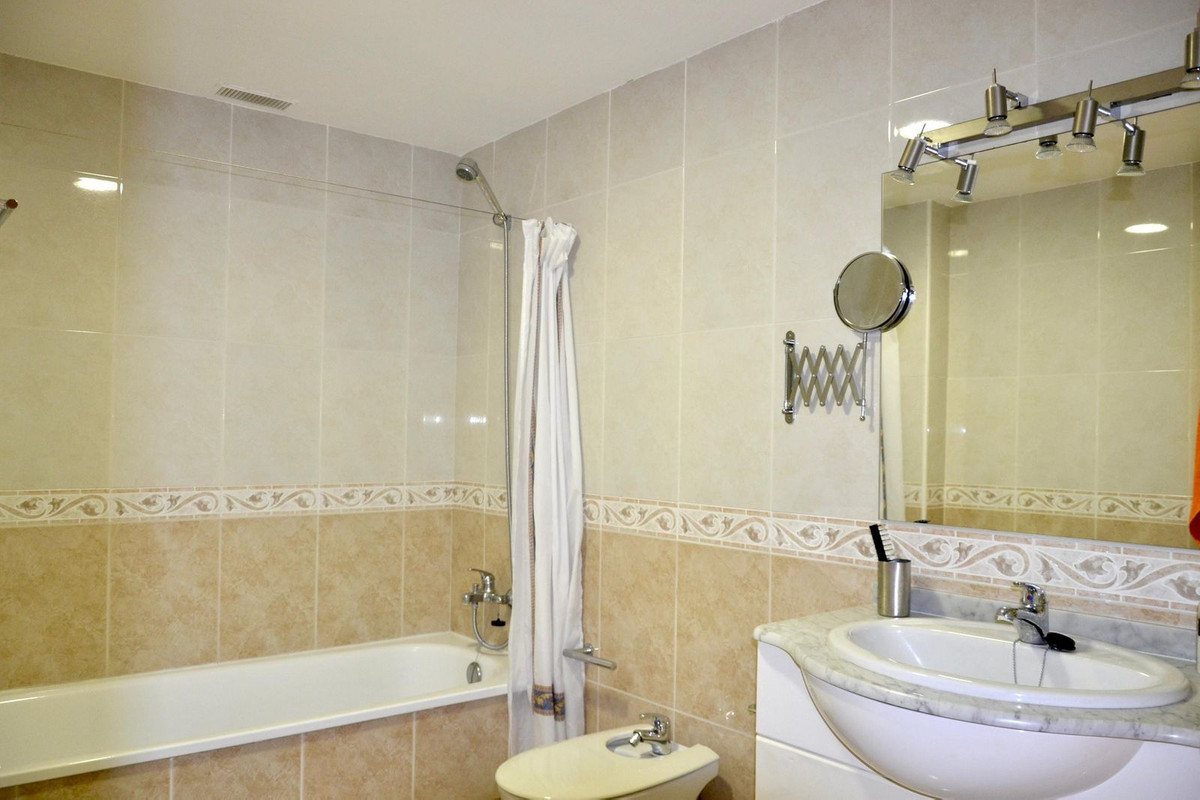 b952c2d374a78262a68d349db4017fce - 23