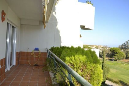 b952c2d374a78262a68d349db4017fce - 27