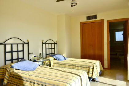 b952c2d374a78262a68d349db4017fce - 41