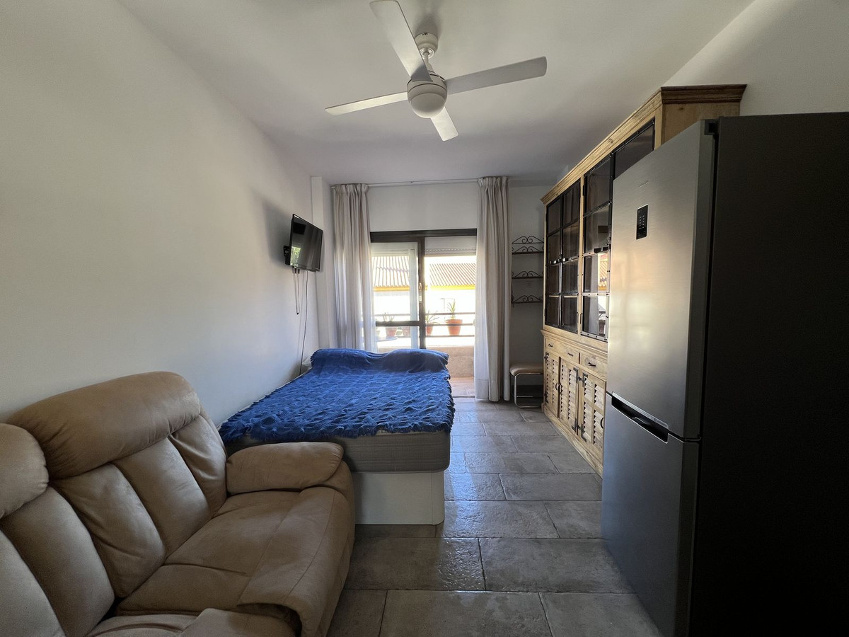 b962592c1dc2b4daa898a5c3e6d53d06 - 17