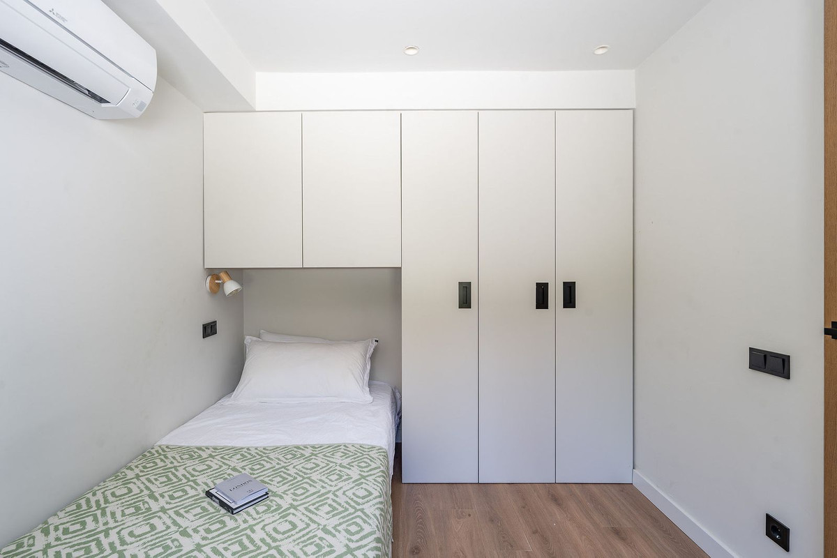 ba07f90d36773649d861887f2a766695 - 29