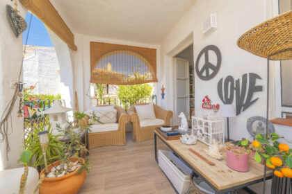 ba5bbe527b45251fce61d22b11d5bd31 - 10