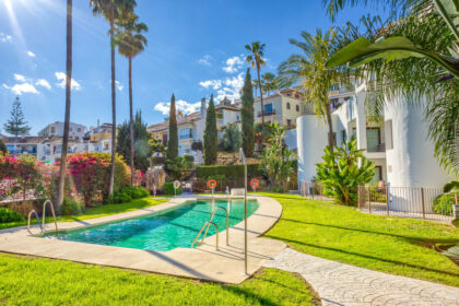 bb58a6bc5e1398dda4167efdecc06fa7 - 32